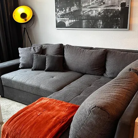 Apartament Zentral Gelegenes Mit Tiefgarage, Boxspringbett Nahe Zoo