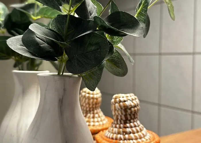 Zentral Gelegenes Mit Tiefgarage, Boxspringbett Nahe Zoo * Оснабрюк