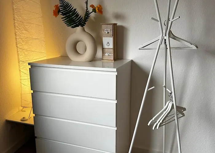 Апартаменты Zentral Gelegenes Mit Tiefgarage, Boxspringbett Nahe Zoo