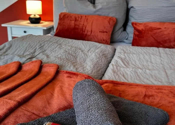 Апартаменты Zentral Gelegenes Mit Tiefgarage, Boxspringbett Nahe Zoo